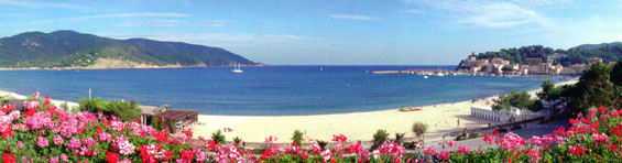 Strand von Marina di Campo auf der Insel Elba