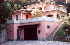 Villa Mimosa in Procchio, Vorderansicht